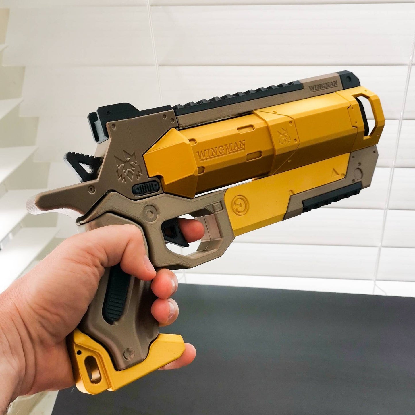 Apex Legends Wingman Cosplay Replica With Stand, Wingman Replica, Post Apocalyptic Larp Weapon, Cyberpunk Cosplay Prop Weapon