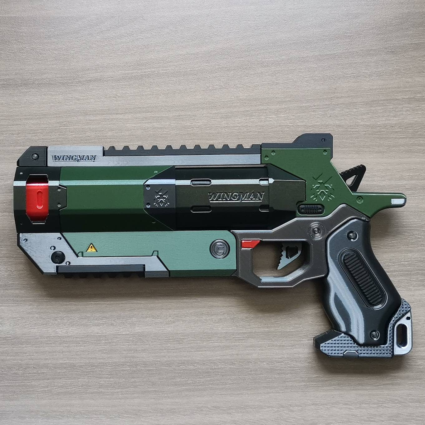 Apex Legends Wingman Cosplay Replica With Stand, Wingman Replica, Post Apocalyptic Larp Weapon, Cyberpunk Cosplay Prop Weapon
