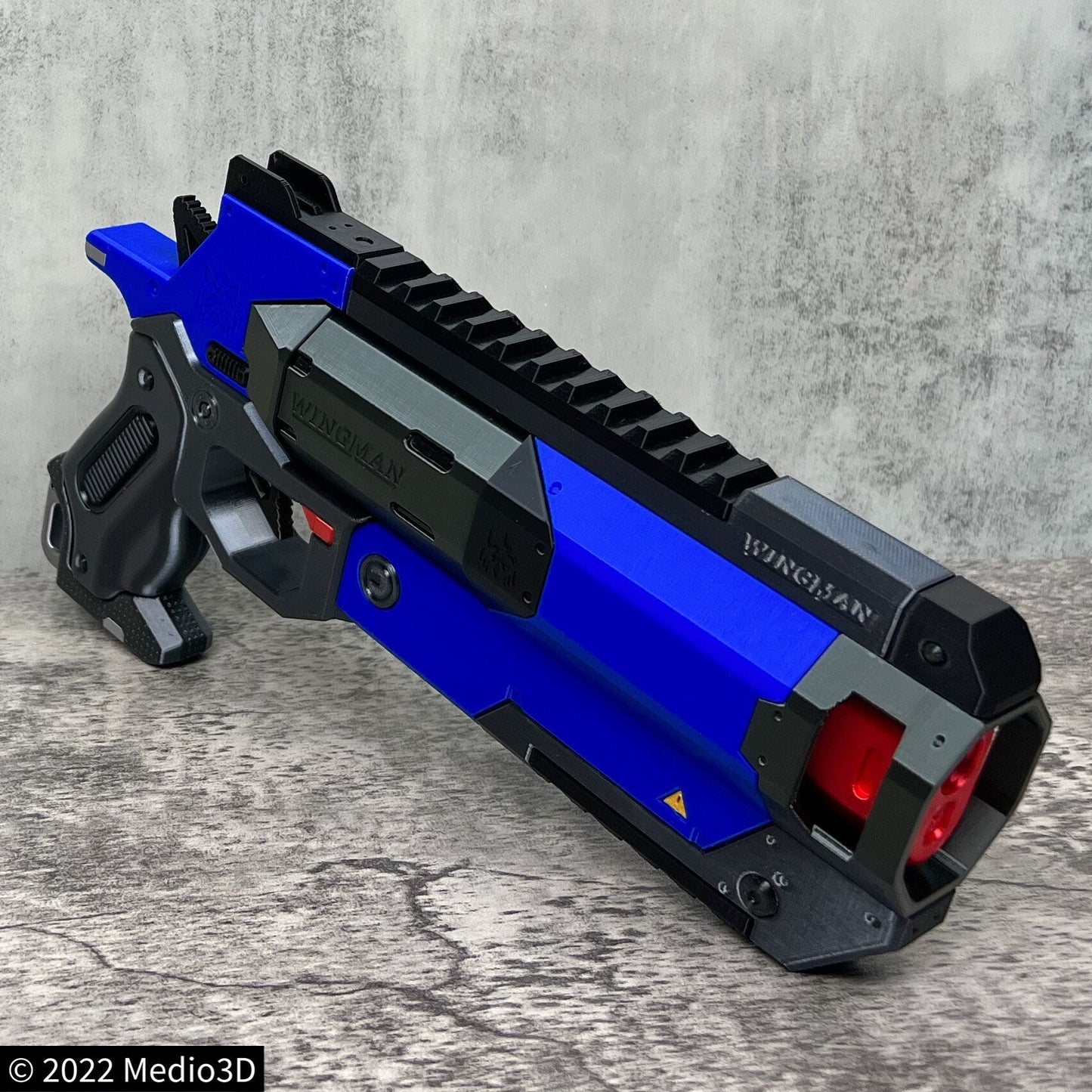 Clearwater Apex Legends Wingman Cosplay Replica With Stand, Wingman Replica, Post Apocalyptic, Cyberpunk Cosplay Prop Weapon