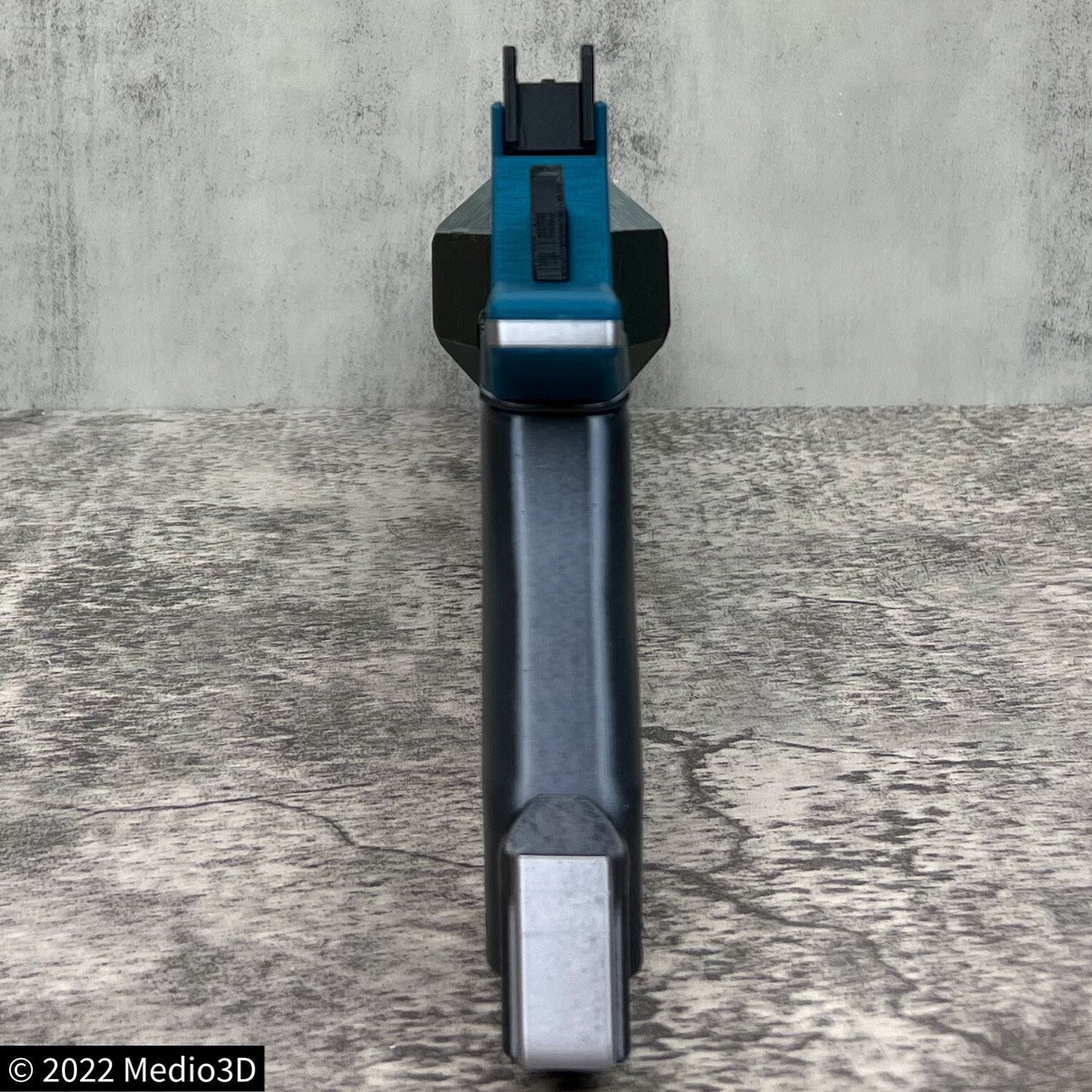 Oceanic Apex Legends Wingman Cosplay Replica With Stand, Wingman Replica, Post Apocalyptic, Cyberpunk Cosplay Prop Weapon