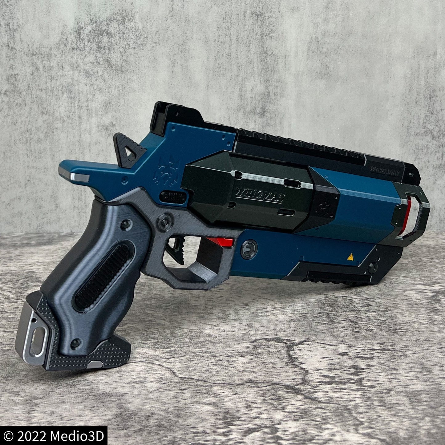 Oceanic Apex Legends Wingman Cosplay Replica With Stand, Wingman Replica, Post Apocalyptic, Cyberpunk Cosplay Prop Weapon