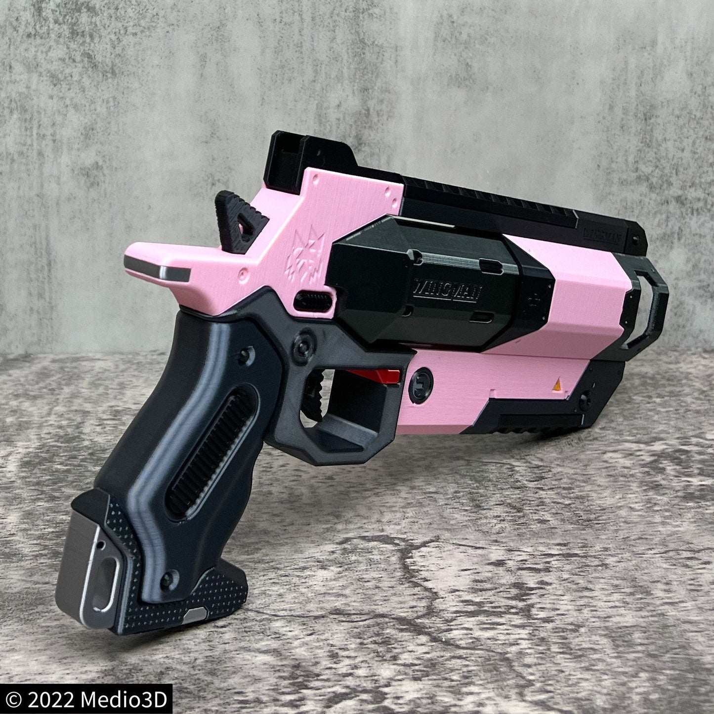 Flamingo Apex Legends Wingman Cosplay Replica With Stand, Wingman Replica, Post Apocalyptic, Cyberpunk Cosplay Prop Weapon