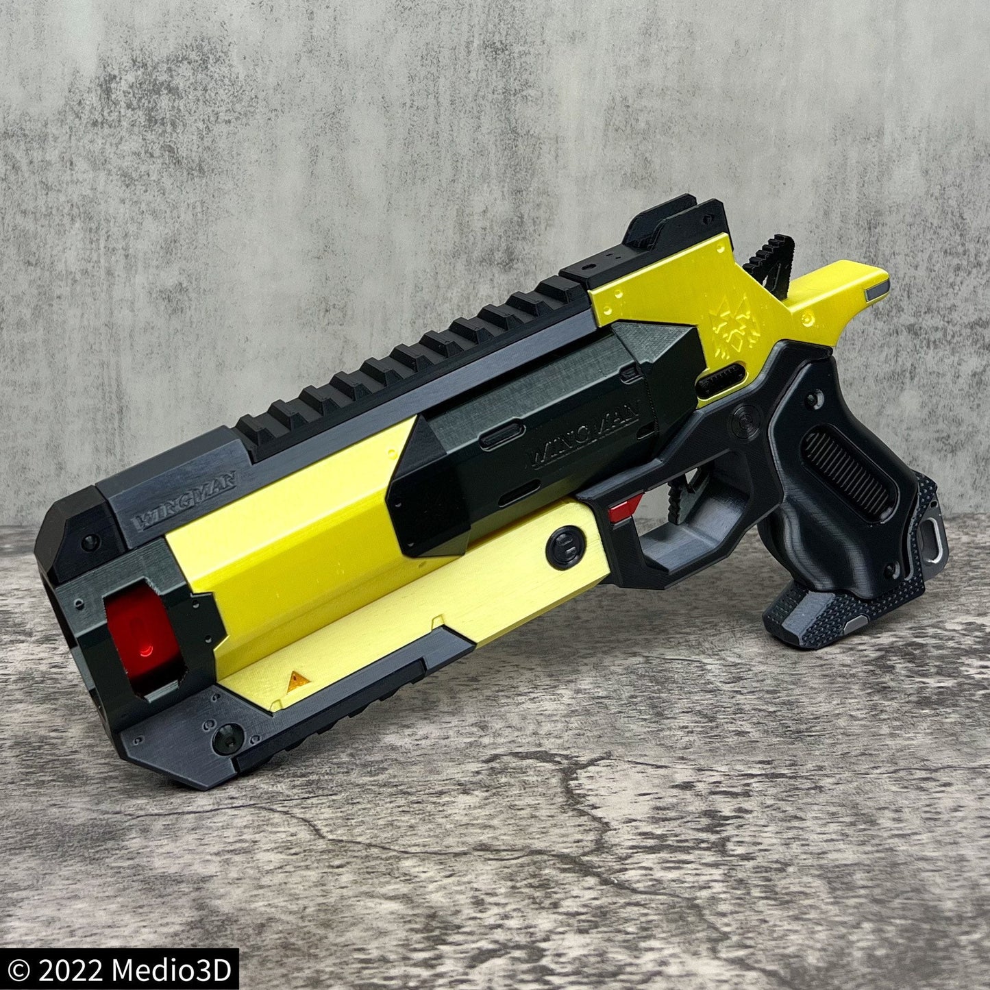 Yellowjacket Apex Legends Wingman Cosplay Replica With Stand, Wingman Replica, Post Apocalyptic, Cyberpunk Cosplay Prop Weapon