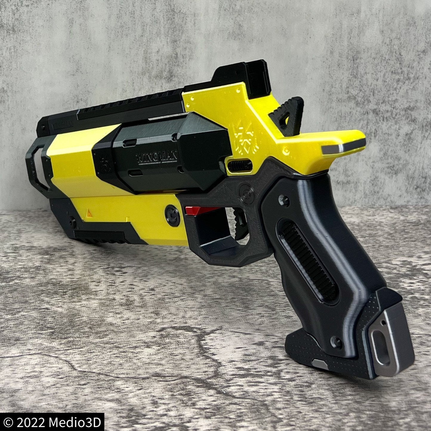 Yellowjacket Apex Legends Wingman Cosplay Replica With Stand, Wingman Replica, Post Apocalyptic, Cyberpunk Cosplay Prop Weapon