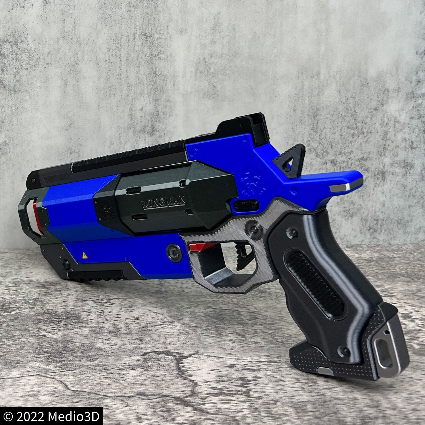Clearwater Apex Legends Wingman Cosplay Replica With Stand, Wingman Replica, Post Apocalyptic, Cyberpunk Cosplay Prop Weapon