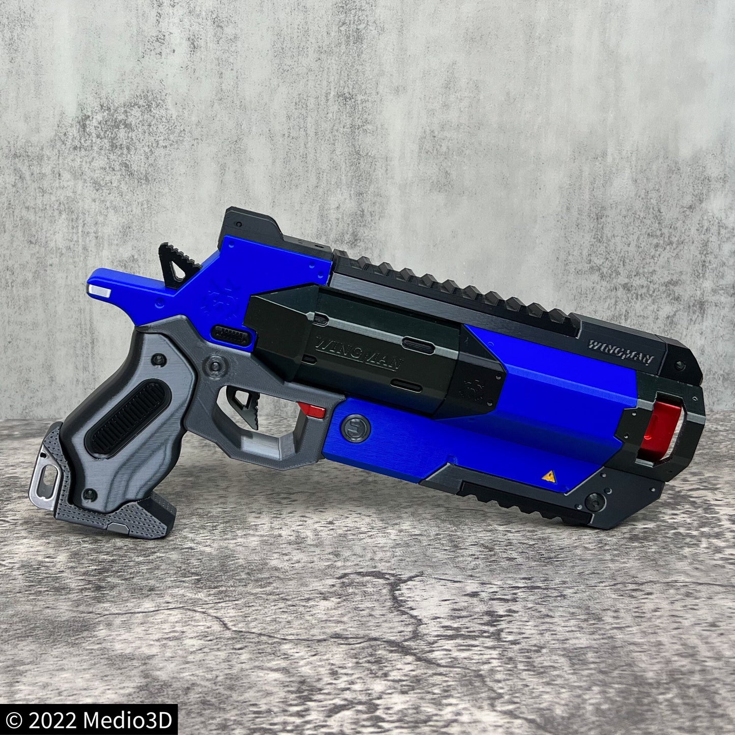 Clearwater Apex Legends Wingman Cosplay Replica With Stand, Wingman Replica, Post Apocalyptic, Cyberpunk Cosplay Prop Weapon
