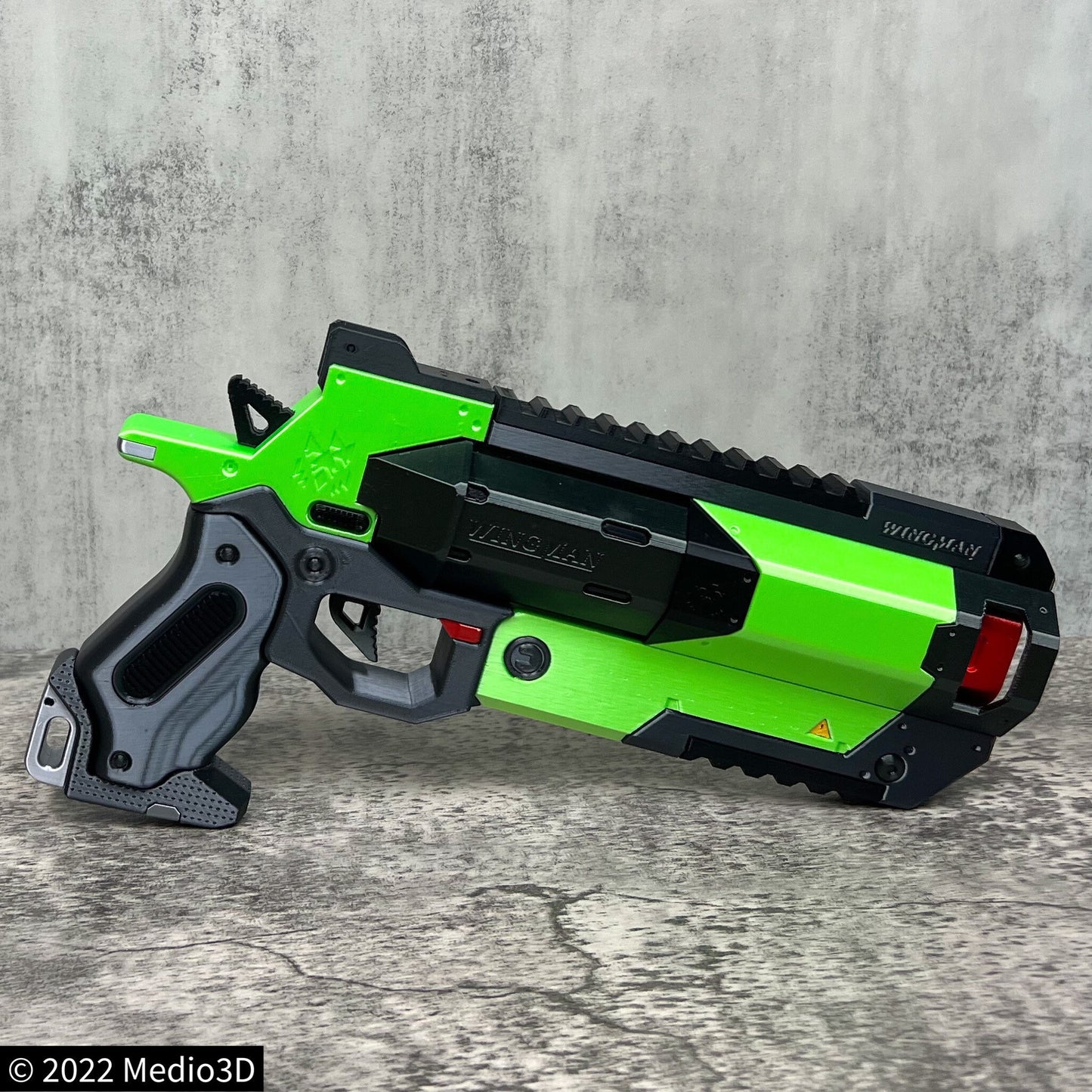 Clover Apex Legends Wingman Cosplay Replica With Stand, Larp Props Replica, Wingman Replica, Post Apocalyptic, Cyberpunk Cosplay Prop Weapon