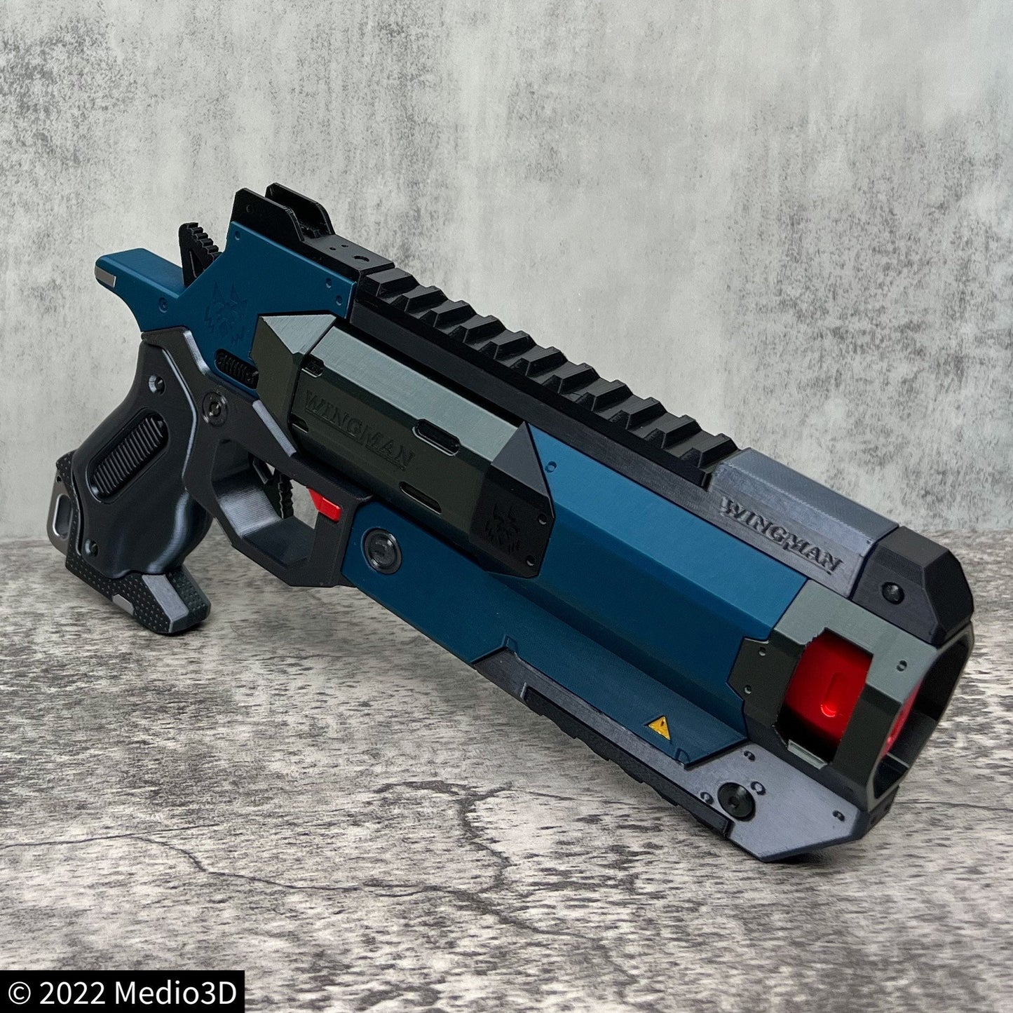 Oceanic Apex Legends Wingman Cosplay Replica With Stand, Wingman Replica, Post Apocalyptic, Cyberpunk Cosplay Prop Weapon