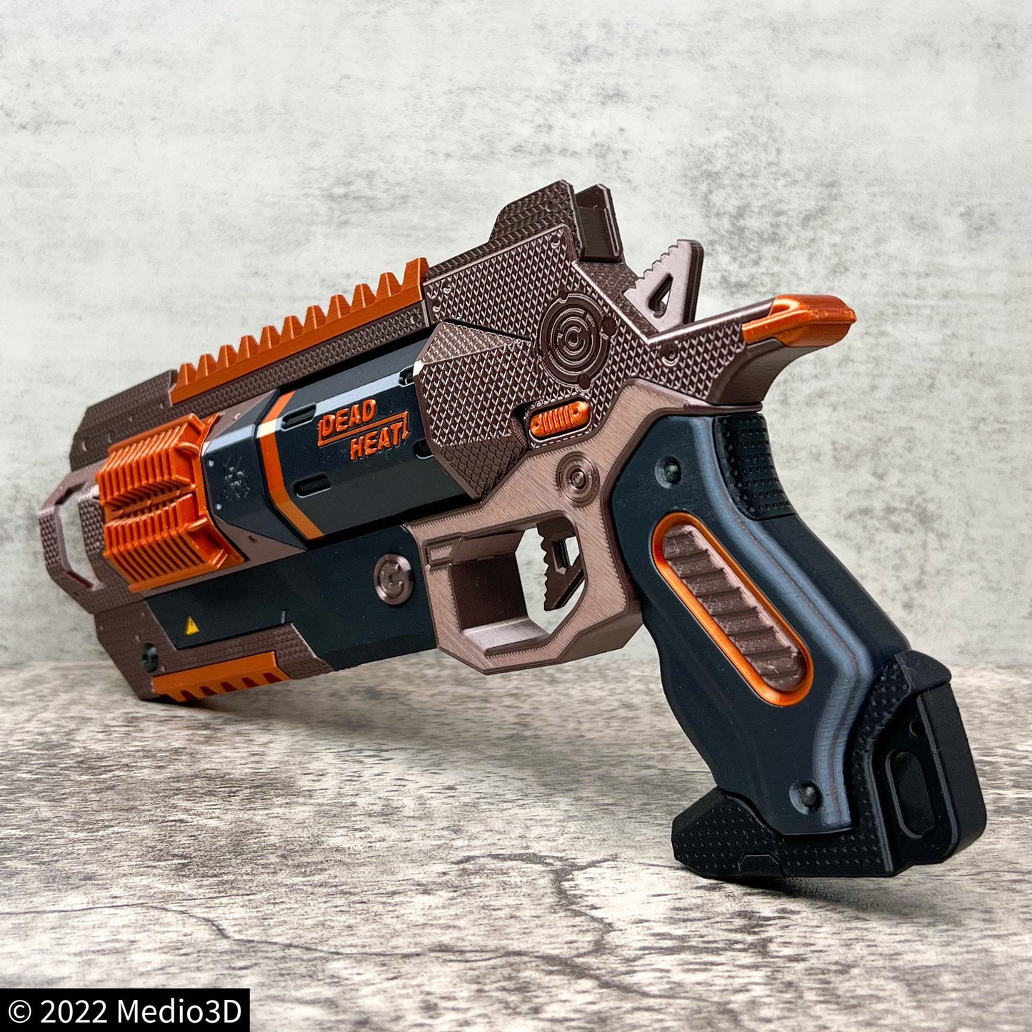 Apex Legends Wingman Dead Heat Cosplay Replica With Stand, Wingman Replica, Post Apocalyptic Larp Weapon, Cyberpunk Prop