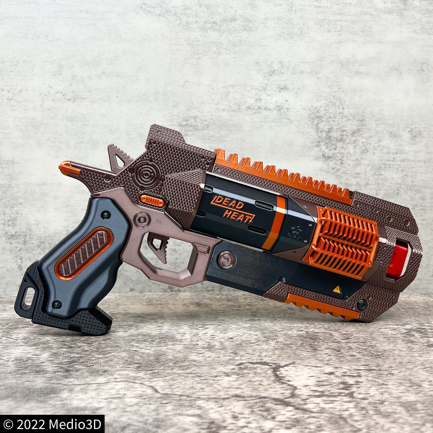 Apex Legends Wingman Dead Heat Cosplay Replica With Stand, Wingman Replica, Post Apocalyptic Larp Weapon, Cyberpunk Prop